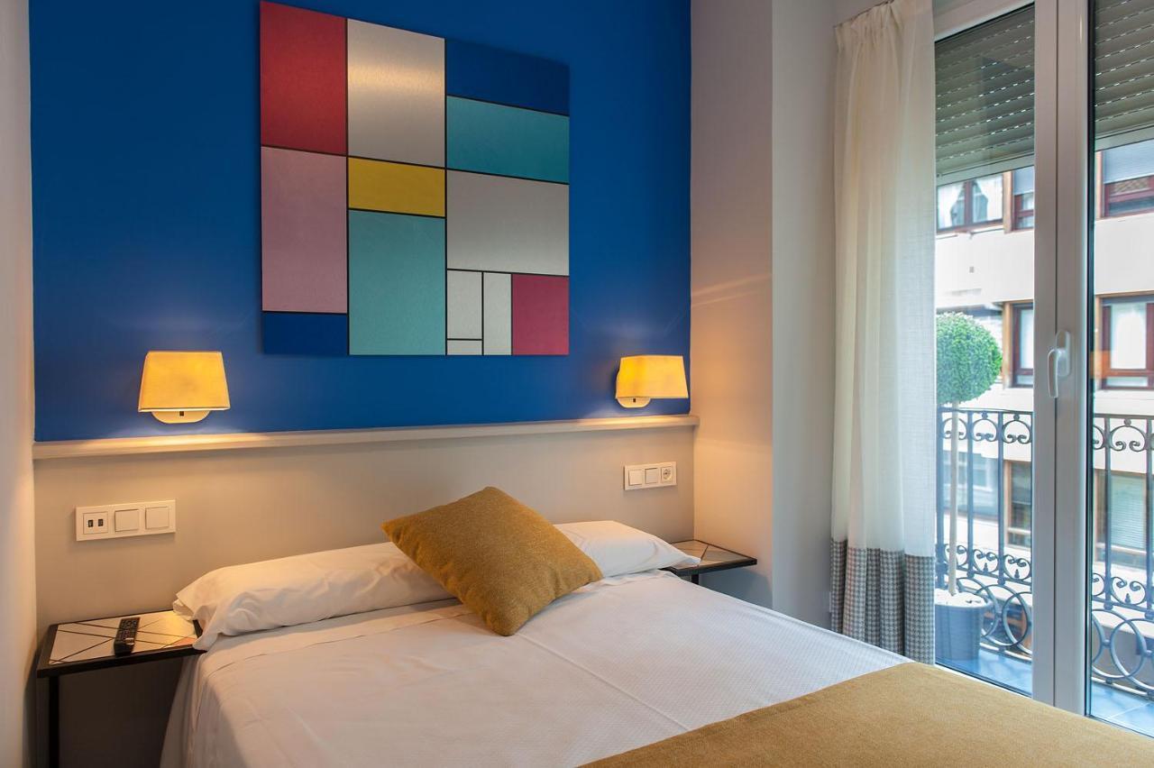 Hotel Hito บิโตเรีย-กัสเตซ ภายนอก รูปภาพ