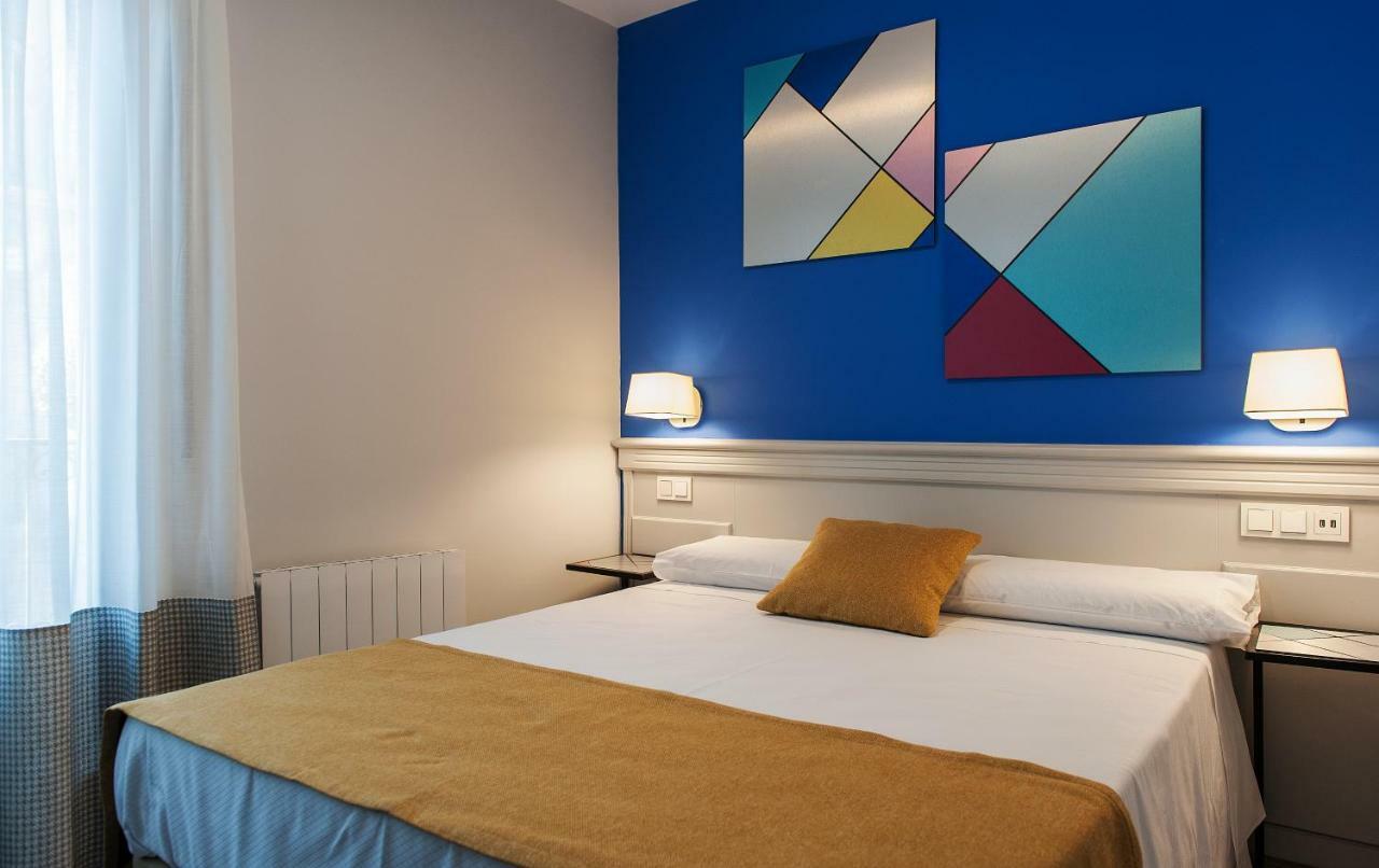 Hotel Hito บิโตเรีย-กัสเตซ ภายนอก รูปภาพ